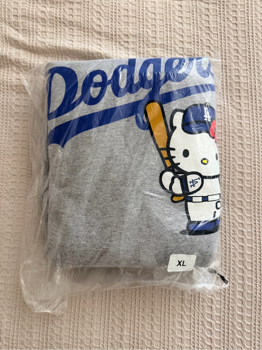 Los Angeles Dodgers x Hello Kitty Women’s Grey Hoodie